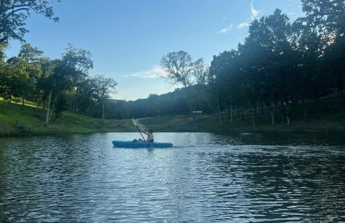 Cozy 1-Bedroom Retreat - Foto 17