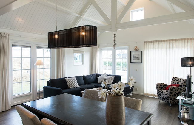 Thatched Holiday Home With two Bathrooms Near the Sea - Foto 6