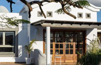 Villa Mo Luxury Heated Pool - Photo 29