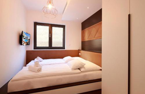 MODENA MARIS-heated pool-grill-relax-jacuzzi apartments - Foto 136