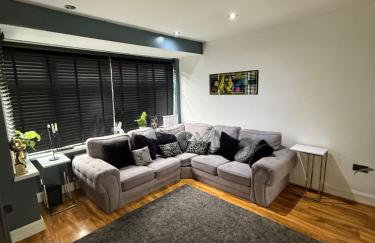 Stunning Open Plan 3 Bedroom House - Photo 9