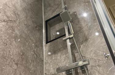 Cosy small cottage in Wirral Merseyside with kitchen - Foto 10