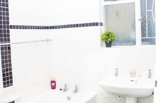 Immaculate 3 Bedroomed Guesthouse in Ilanda - 2041 - Foto 11