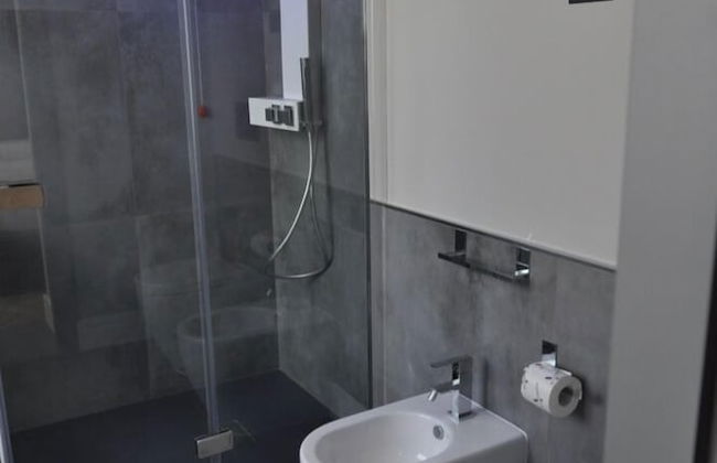 Place 24 Suites & Wellness - Photo 21