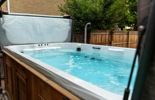 All-In-One Retreat Spa, Gym, Fun Room & Location! - Foto 40