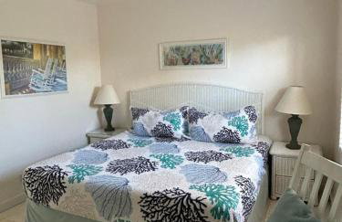 Bahama Beach Club Pompano - Fort Lauderdale - Charming and Cozy Studios & Apartments close to Beach with heated Pool - Photo 131