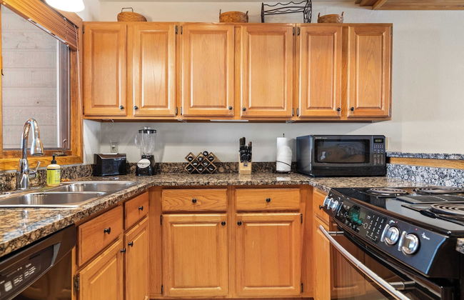 Riverside Condos A102 by Avantstay Condo Close To Downtown, Town Park & Ski Lift #8 - Foto 4