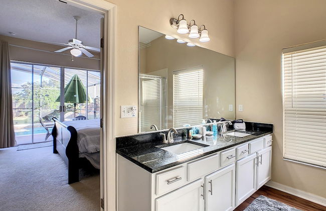 Triton Vacation Pool Home Near Disney - Foto 76