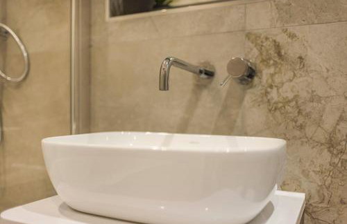 Luxury Mottram Peak District Townhouse with EV Charger - Foto 2