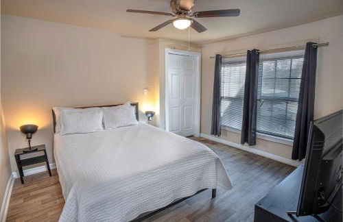 Nice 3B 2BA Near Downtown 2 Min AtandT Center - Foto 28