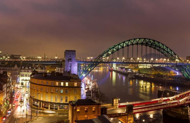 Luxury Central Newcastle Apartment 20 - Photo 33