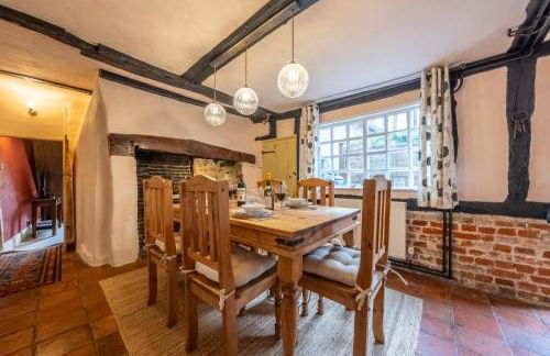 Medieval cottage in rural village - Duke's Lodge - Photo 12