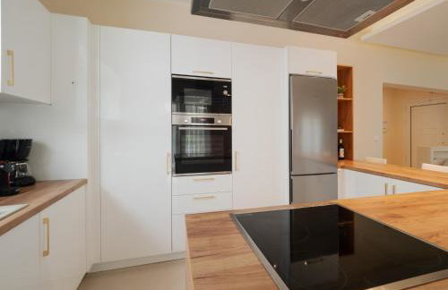 Olea House 2' walk from the sea - Photo 38