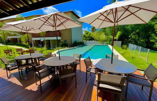 Imóvel Novo, 4 Quartos, Ar Condicionado em todos ambientes - Cond. Fechado - Guarajuba-BA - Foto 3