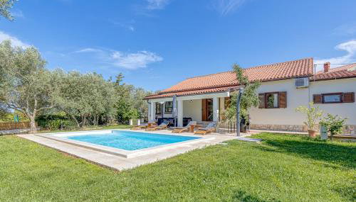 Villa Agatta with Private Pool - Foto 4