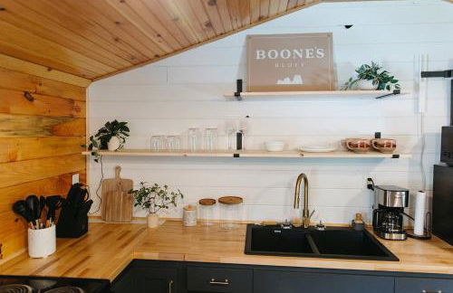 "Boone's Bluff" - Humble & Cozy Stay in RRG/Auxier - Foto 4