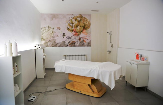 Flora hotel apartments - Photo 9