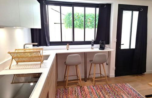 La Maisonnette Notre Dame - Terrasse privative - Hypercentre - 50m Bords de Loire - 4 personnes - Foto 20