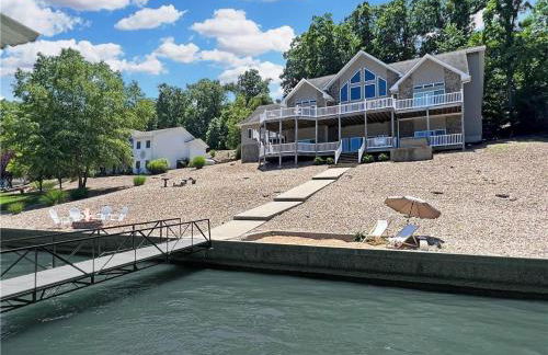 Amazing Vacation Home on the 56 MM, Dock, Water Toys, Fire Pit, 5 bedrooms/5 baths - Foto 9