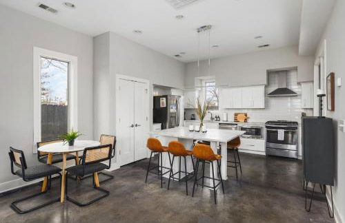 Modern Luxury Rooftop Deck, 3 mi to Downtown - Foto 13