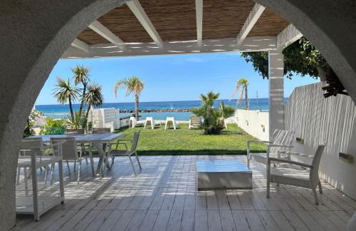 Villa a Diamante Sulla Spiaggia - Foto 1