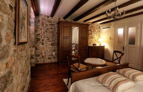 Old town house - Photo 23