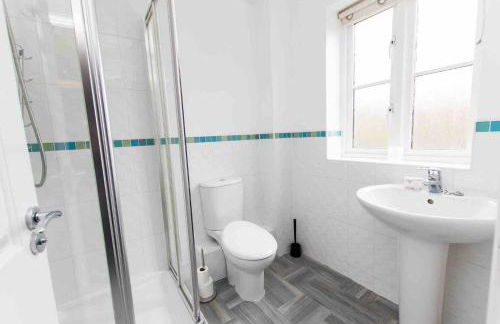 #Cloudstays Birmingham - City Getaway - 2 Lakes - Ideal For Couples Groups & Contractors - Foto 9