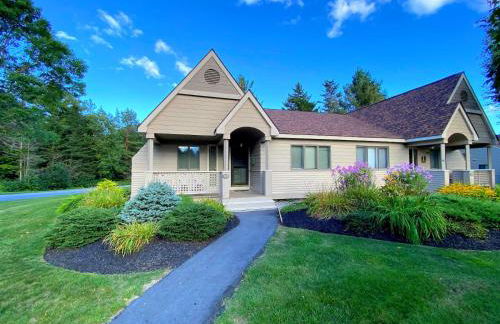 FV50 Pet friendly single level home in Bretton Woods walk to golf course and Mt Washington Hotel - Foto 25
