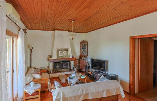 Peach Pine House - Escape Near City, Beach and Athens Airport - Foto 40