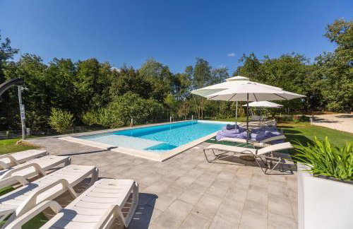 House Cetiri Hrasta - Foto 1