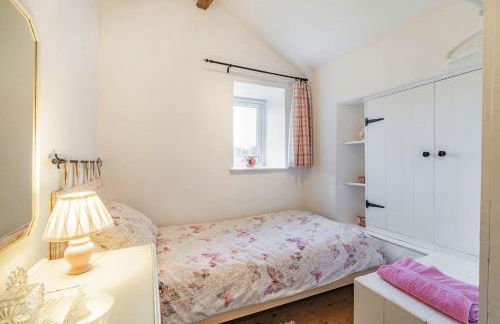 Pye Hall Cottage - Photo 13