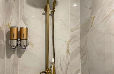 Le Requiem -Terrasse -Climatisation -Gare - Foto 17