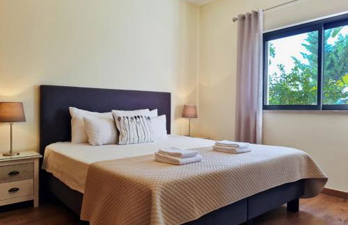 CASA LIMÃO - Private Pool & Garden - Beach & Center 650m - Foto 25