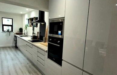 The Waltzing Weasel - Photo 7