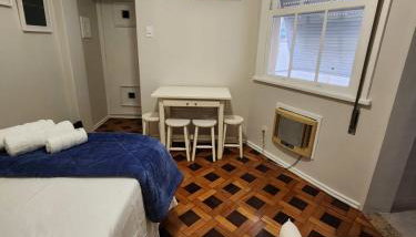 Complete studio one block from Flamengo beach - Foto 5