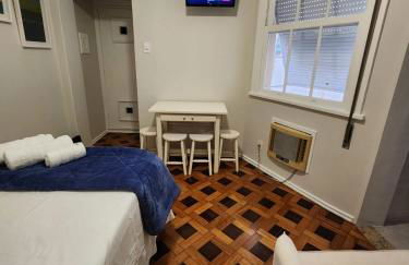 Complete studio one block from Flamengo beach - Foto 5