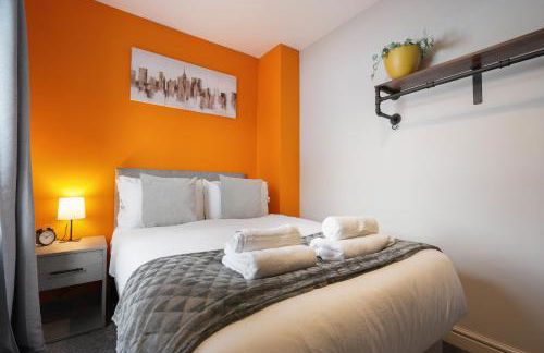 Extended Stays Welcome - Sleeps 11 - FREE Parking - Hosted by HG Horizon Properties - Foto 1