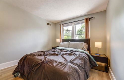 Modern Group Getaway with Private Yard in Cincinnati - Foto 19