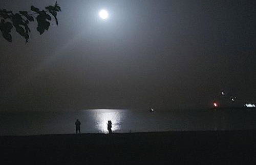 Charming Beachfront 2-bedroom house with AC - Foto 16