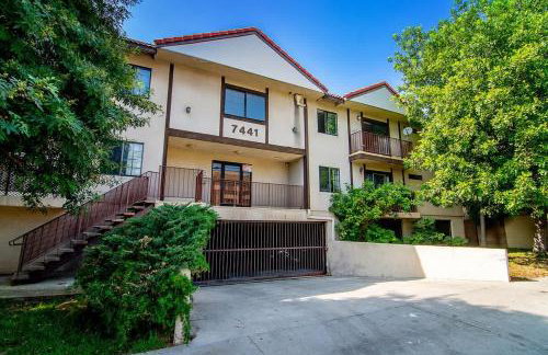 Stylish 1BR Near Universal Studios with Parking - Foto 31