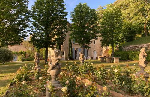 Château de Peyrolles - Photo 1