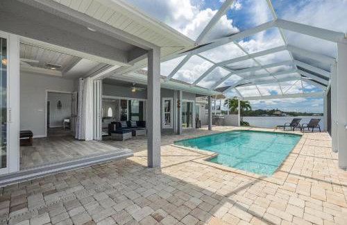 Heaven Found! Stunning River Views & Pool - Villa Island Sunset - Roelens Vacations - Foto 2