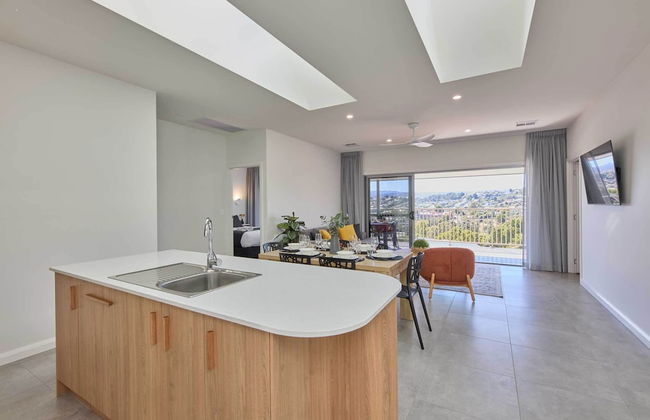 Luxury Elevated Three Bedroom Villa - Photo 9