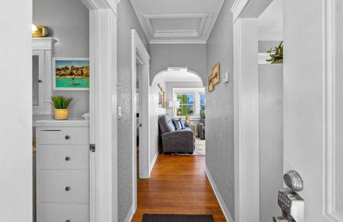 Bankers Hill Hideaway with AC Views and Parking - Foto 8