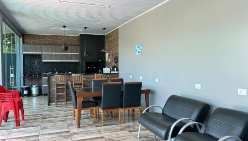 Casa na entrada da cidade - Foto 4