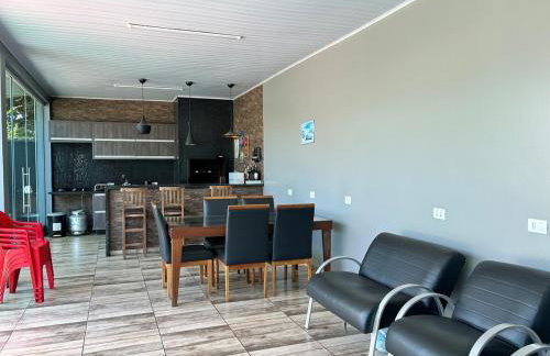 Casa na entrada da cidade - Foto 4