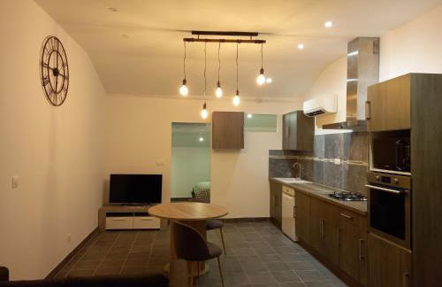 Apartment Valentins Gîte Moulin de Tartay in Avignon by Interhome - Photo 37