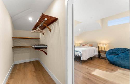 Spacious Mountain View 4 Bedroom Modern Home - Foto 11