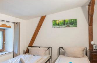 Neu renoviert: 11 Zimmer mit großer Wohnküche, mitten in der Natur - Foto 44