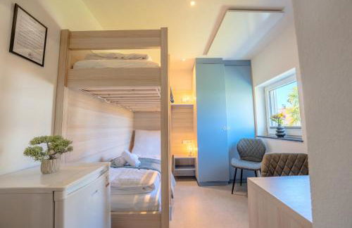 SCHLOSSBERG RESIDENCES - Self Check-In Studios mit Küche am Bodensee & Spieleland - Foto 12